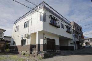 3月末まで3泊以上3割引き 2泊2割引き 富士山ビュー 富士山駅7分 河口湖駅まで2駅 12名可