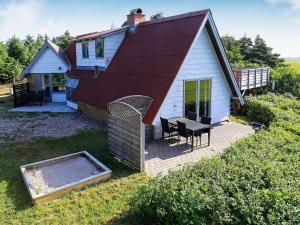 7 person holiday home in Lemvig-By Traum