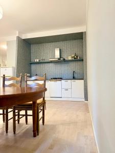 DICTUMFACTUM Niguliste Charm Apartment