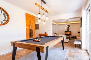 Chalet le Vertical - Chalet5*, sauna, jacuzzi, billard, balnéo, massage, pistes à 150 m