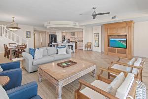 Inn at Crystal Beach 611