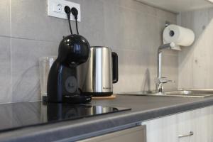 Serene & Stylish apt by GHH