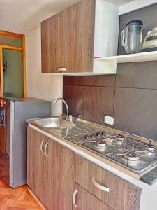 Apartaestudios coral del rodadero - cerca al mar