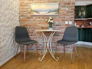 Positively Inspiring for 2, Free parking, if available