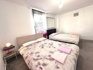 2 Bedrooms Apartment near St Pancras Kings Cross Station, Central London