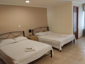 Kalamata Summer Central