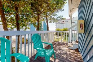 La Vista Bay-112 - 75th St -Lower -C