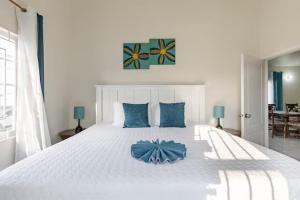 Cerulean Getaway, 2Bedroom OCV with Pool & Beach Access