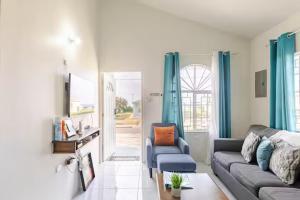 Cerulean Getaway, 2Bedroom OCV with Pool & Beach Access