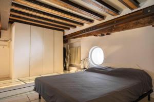 Navona award Collection