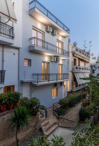 Athenian Sky Retreat