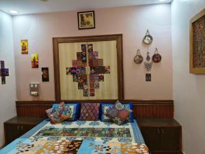 Incredibles Hostel & Safari