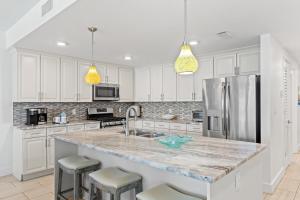 Blu 503 - Luxury Oceanfront - Unbelievable Views - Free Beach Svc