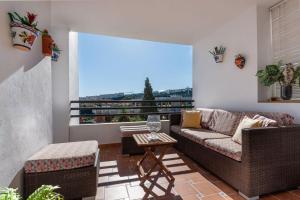 Seaview 2 beds appartment La Duquesa