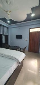 GS Inn homestay Ayodhaya