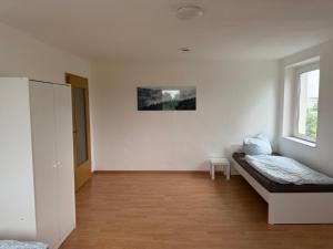 Monteurzimmer und Ferienwohnung bei Leuna, Halle, Leipzig