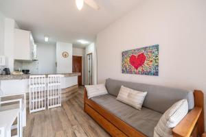 Apto Acácia 50m da praia by Achei Florianópolis