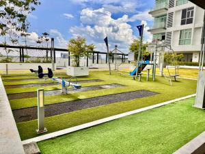 TT3 SOHO 2BR HIGH Flr CORNER BALCONY NORTHBANK KUCHING