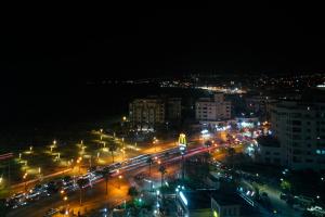 Sea-View Apartment, 2-Minute Walk from Tanger-Ville Station