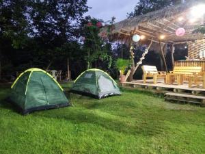 Hosteria y Campamento Familiar El Mana