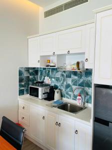 Golden King Apartment