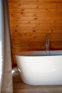 Brisas Lagoon Villas - Cabaña con vistas al lago