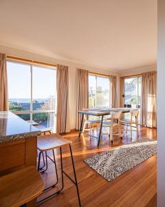 Home & Away at Coles Beach