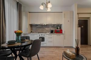 Central Charm by Unirii Square