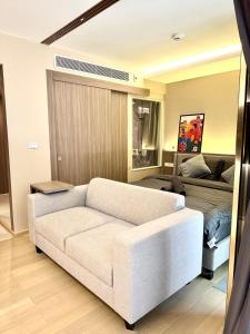 BTS Thong Lor Downtown Low-rise Large 1 Bedroom