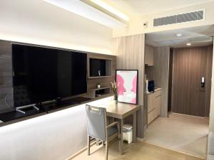 BTS Thong Lor Downtown Low-rise Large 1 Bedroom