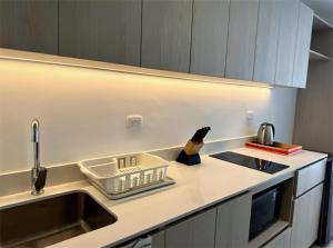 Modern apto Near Corferias wifi and kitchen I QS living 305