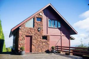 Ocean View Garden Retreat by the Golf Course