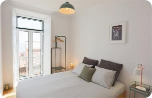 Bright 2BR w Tagus View | By Airnest