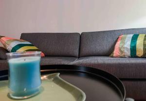 One-bedroom apartment with free parking