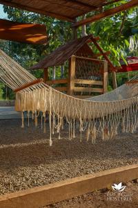 Hosteria y Campamento Familiar El Mana