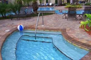 Perfect getaway condo nr Disney