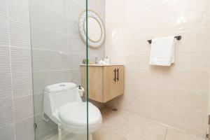 Chic Bayahibe 2BR in Sunshine near Bayahibe Center