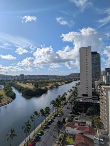 Newly renovated, secure condo.