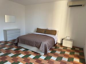 Damico white loft