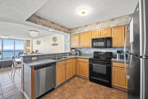 Oceanfront Ashworth Resort 17th Floor-Pools-LazyRiver-Hot Tub-Free Parking