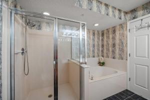 Oceanfront Ashworth Resort 17th Floor-Pools-LazyRiver-Hot Tub-Free Parking