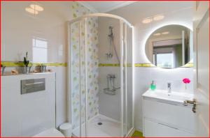 Apartamentos Gloria-patchwork-Ubiarco