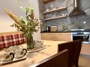 Vysoké Tatry apartmán 310 Tatranská Lomnica - s balkónom - výhľad na Tatry