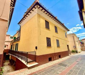 All-Inclusive Luxury Apartment Near Rome