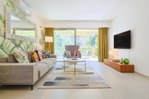 Le Jungle by Winsome Destination