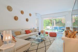 Le Val Joli by Winsome Destination