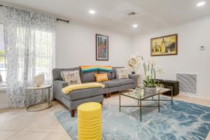 Boynton Beachs Best! Family Home with Yard and Garden