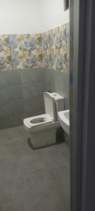 Secret Relax Inn Hotel & Guest House