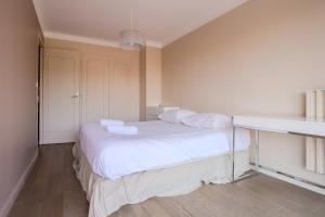 Cannes 2 pièces lumineux terrasse ensoleillée