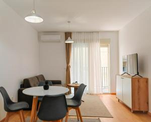 Modern City Apartment Budva 1-Central Location,5 min to Beach